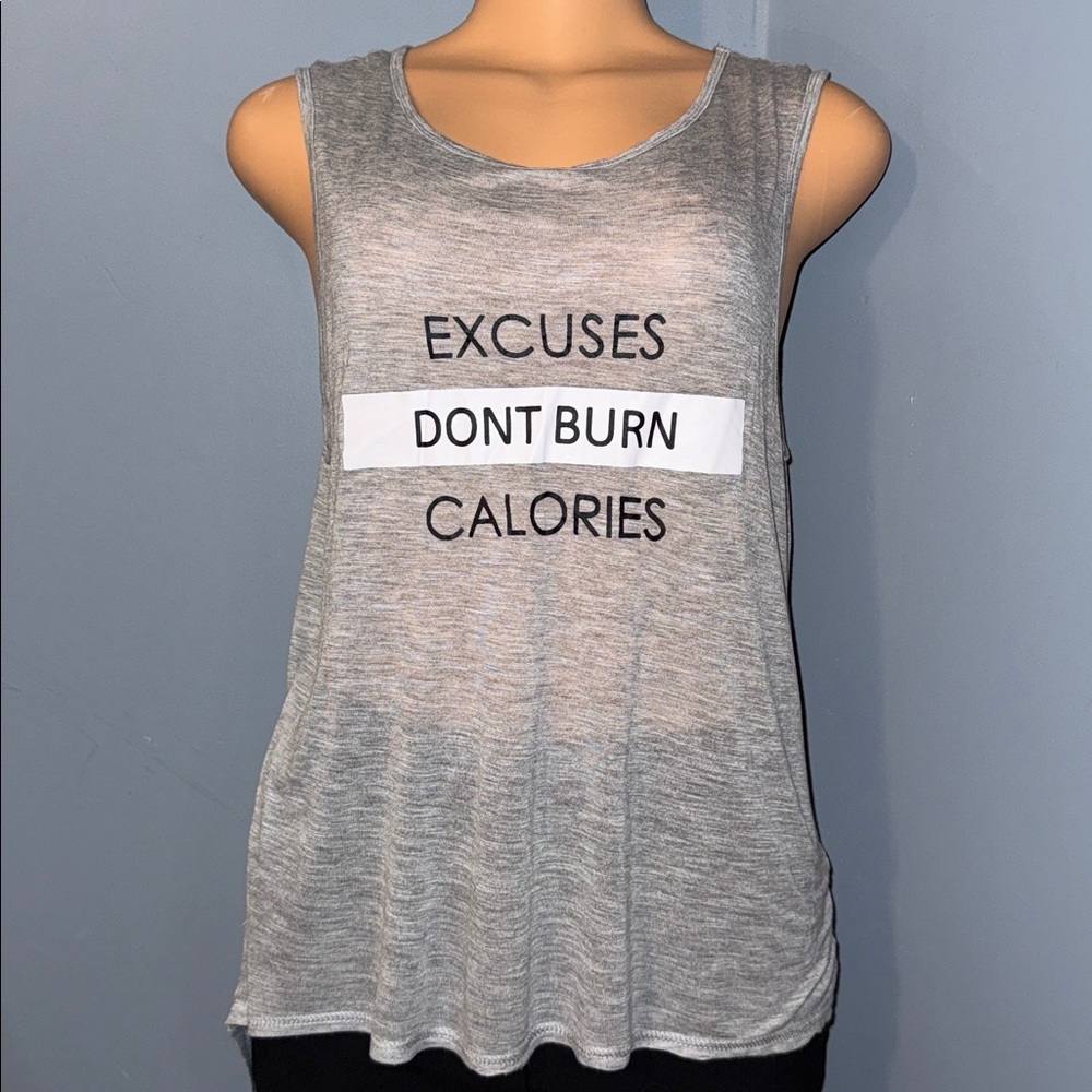 Ellen Tracy Graphic Tank Top - Size Medium